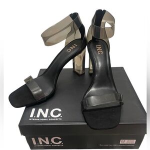 💜💚🌼INC International Concepts Black Heels Elegant Design